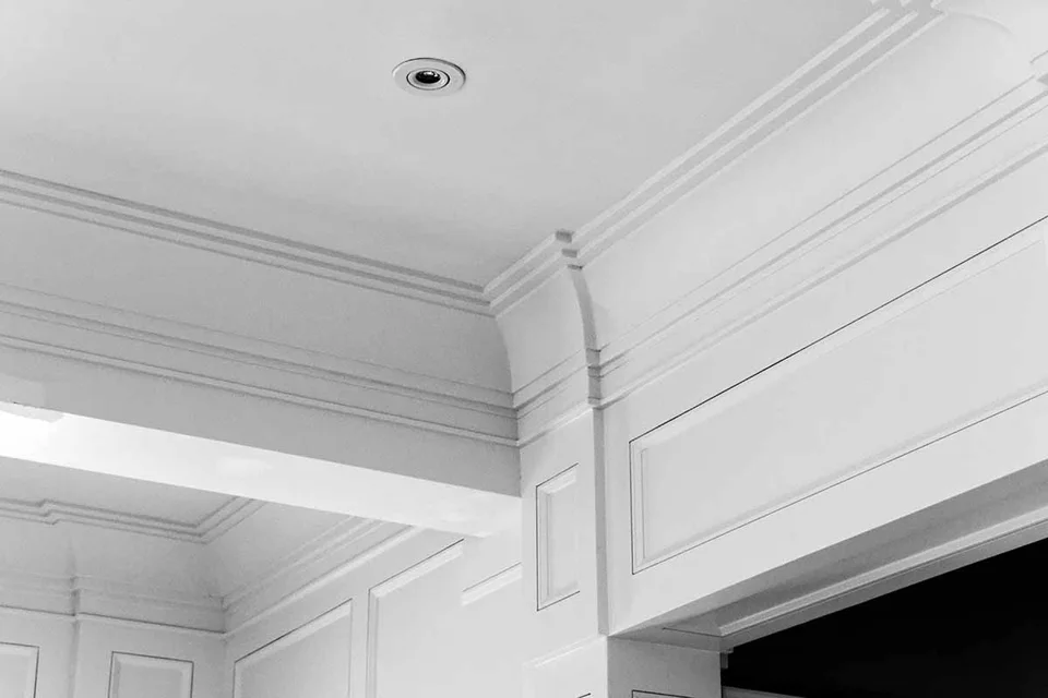 Moulure de plafond sur mesure